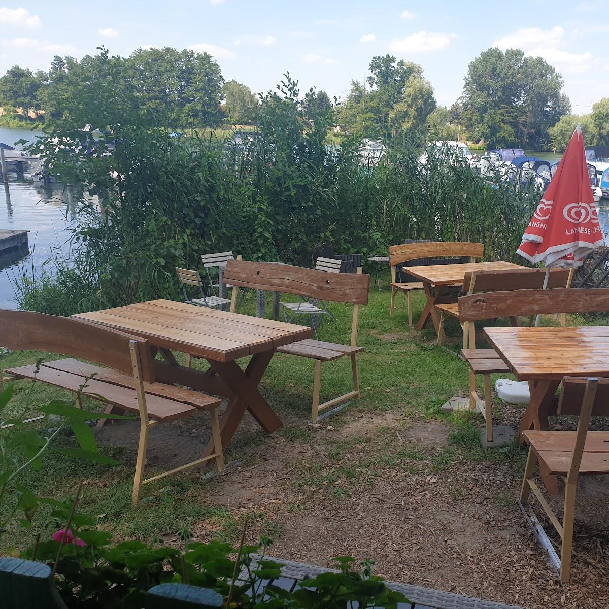 Restaurant "Gaststube zur Riegelspitze" in Werder (Havel)