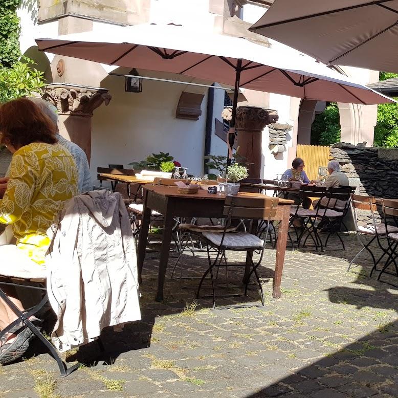 Restaurant "Gutsschänke Knebel" in Winningen