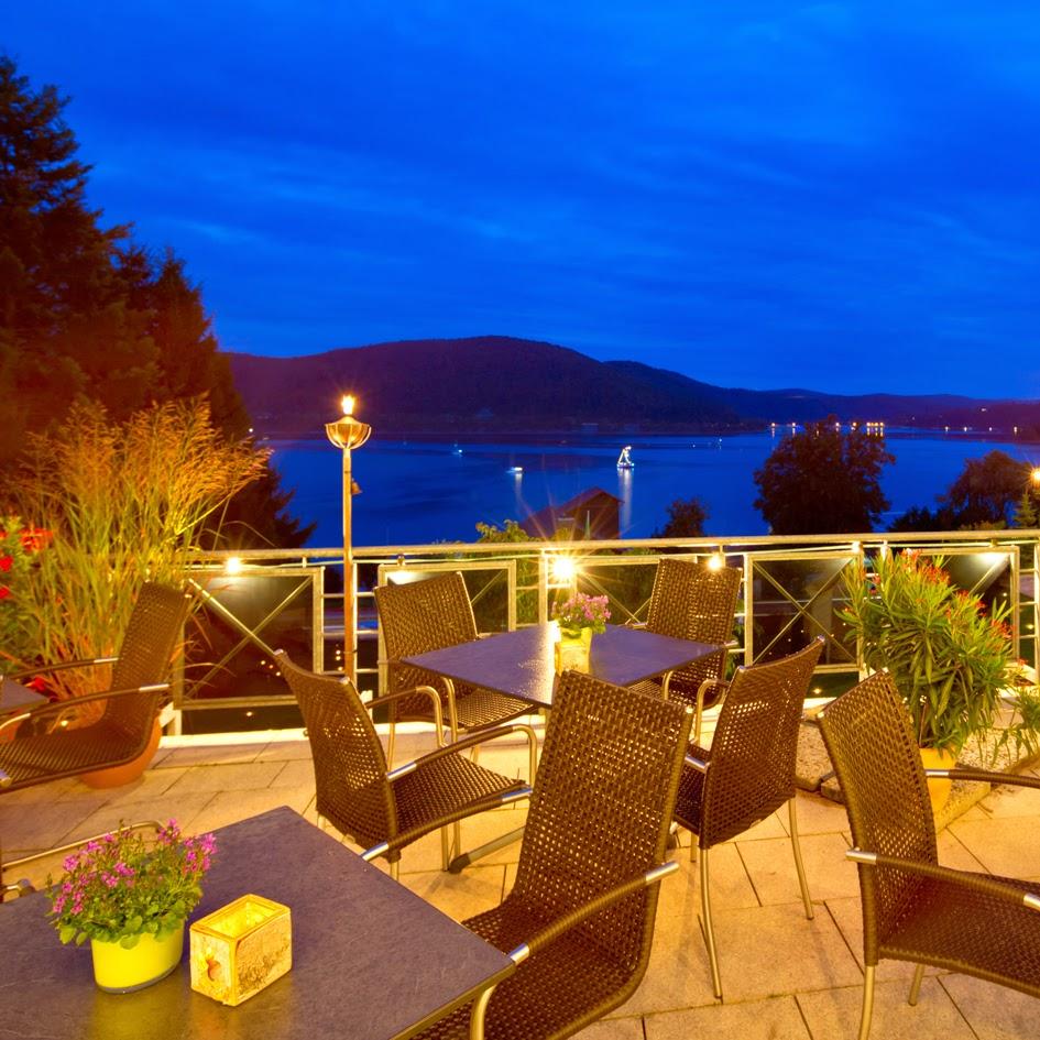 Restaurant " Waldhotel Wiesemann  das  PlusNaturHotel  direkt am Edersee-Ufer" in Waldeck