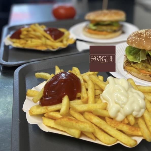 Restaurant "Orangerie Biergarten Lounge" in Gundelsheim