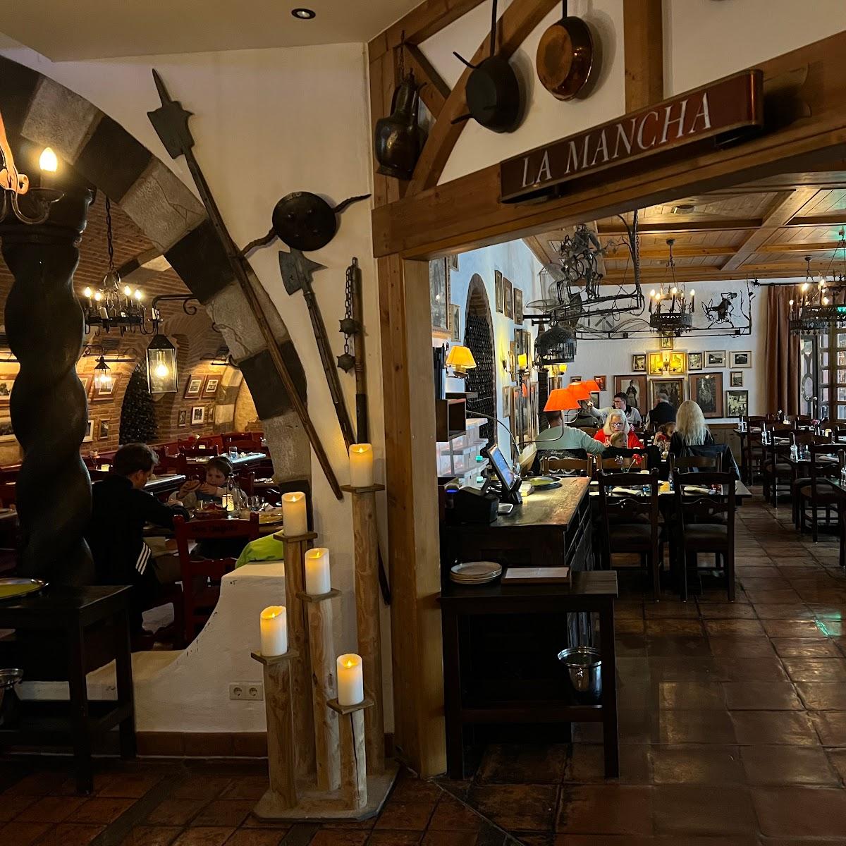 Restaurant "Andalus Hotel Europapark" in Rust