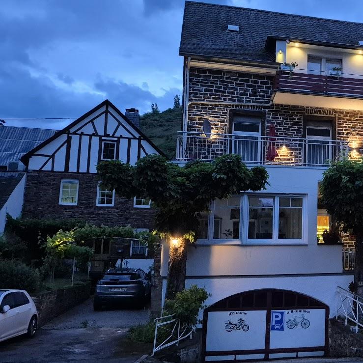Restaurant "Moselromantik-Hotel Zum Löwen Kurt Saffenreuther" in Ediger-Eller