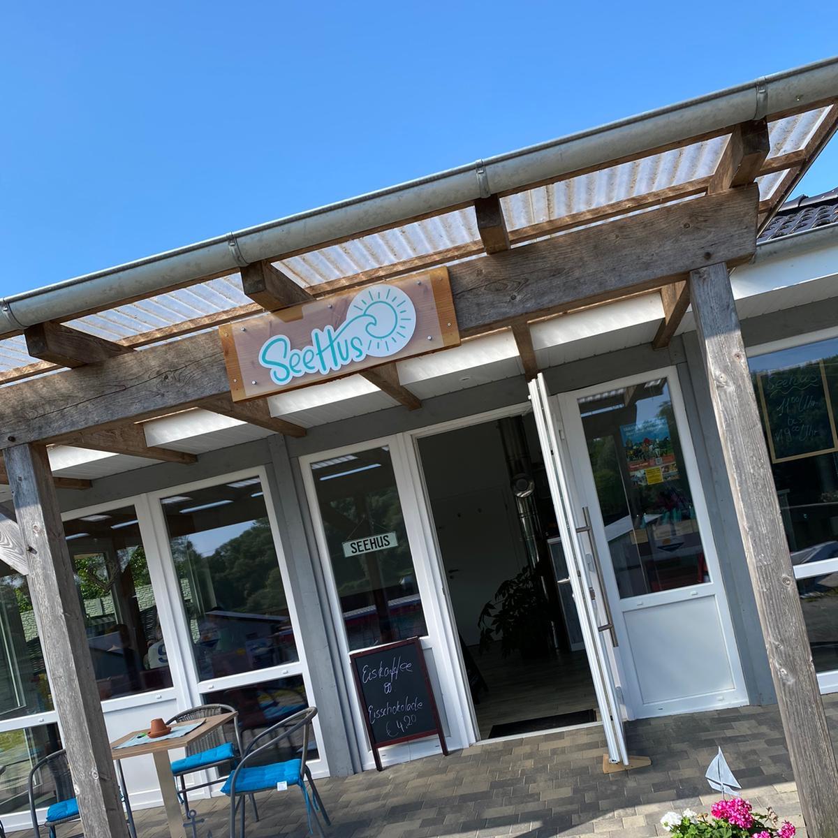 Restaurant "Pupkes Seehus Neuhaus" in Neuhaus (Oste)