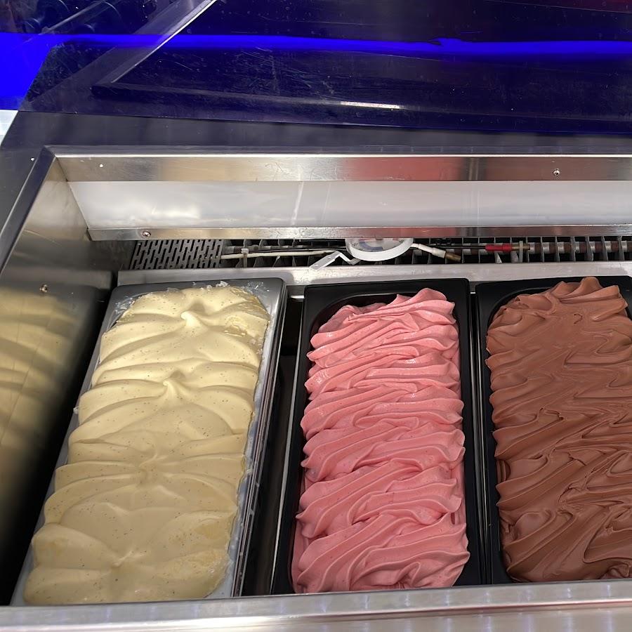 Restaurant "Der Eisbulli" in Ihlow