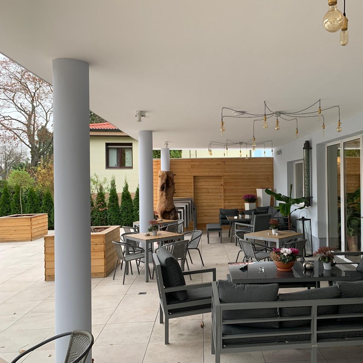 Restaurant "Eiscafé Eiskönigin" in Berlin