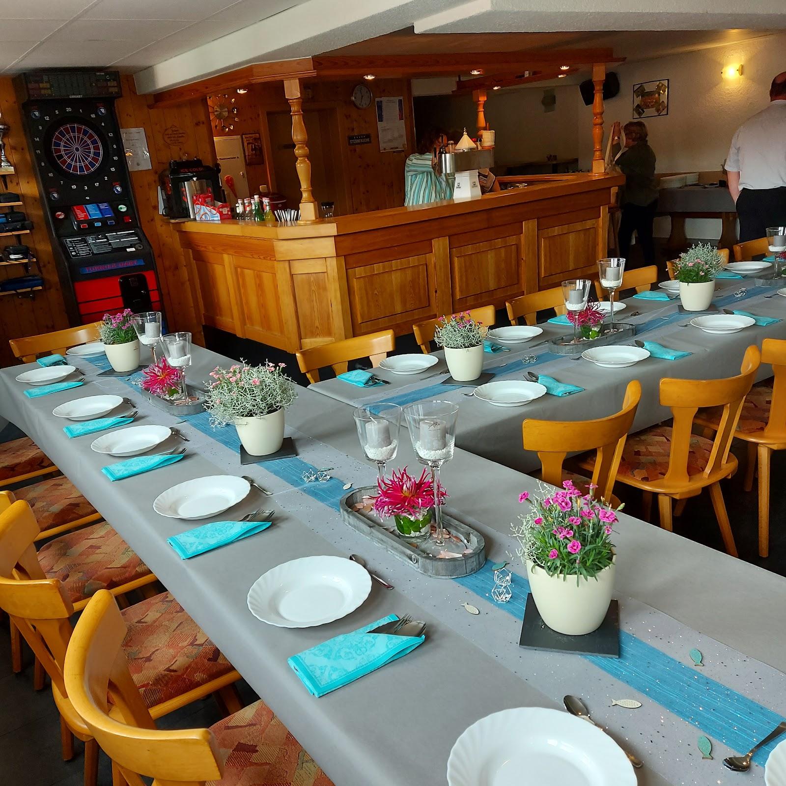 Restaurant "Gaststätte Knickschuss Bar" in Feldatal