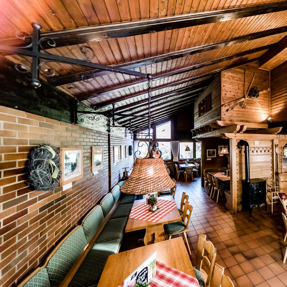 Restaurant "Berghütte Hoherodskopfklause" in  Schotten