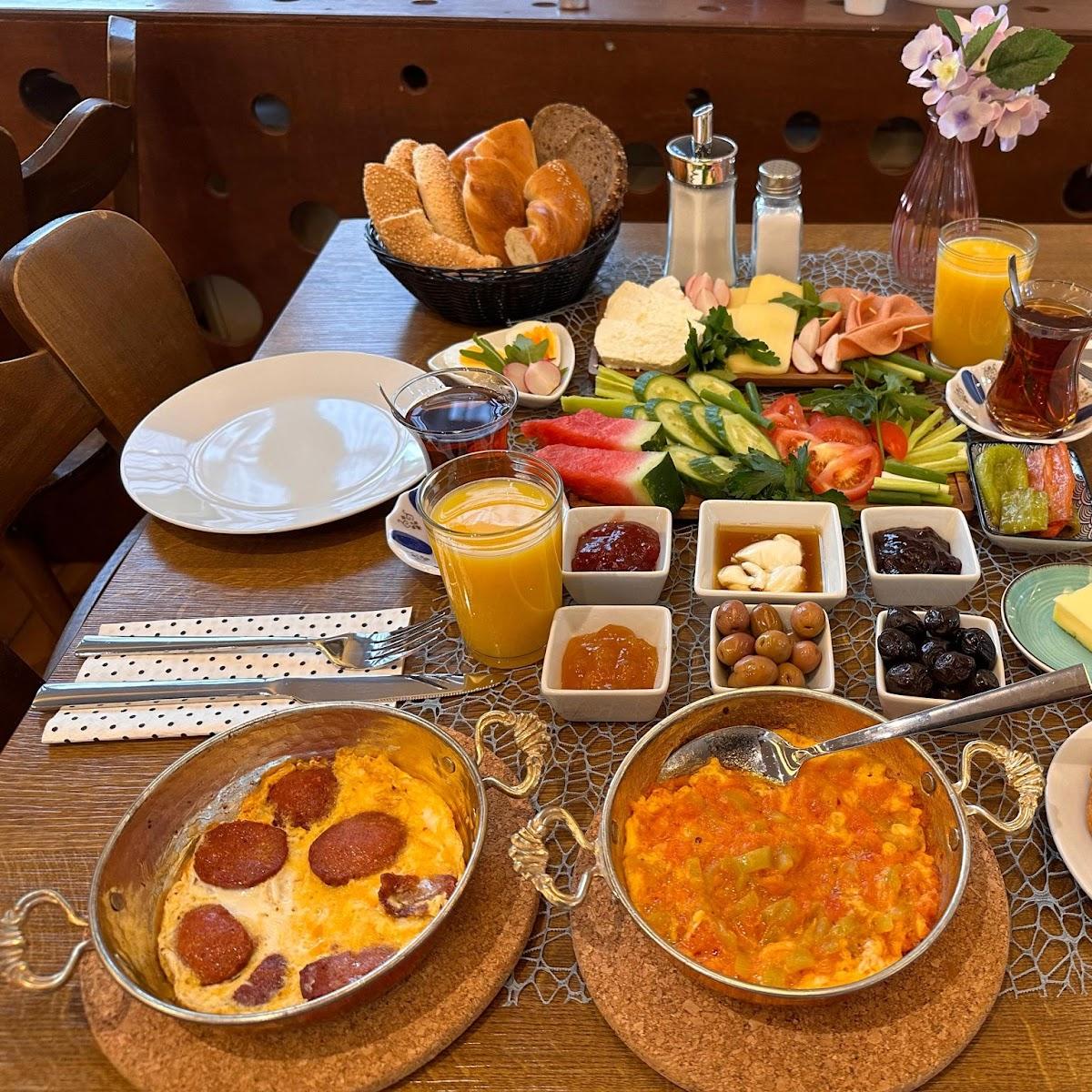 Restaurant "Lilyum Café" in Rechberghausen