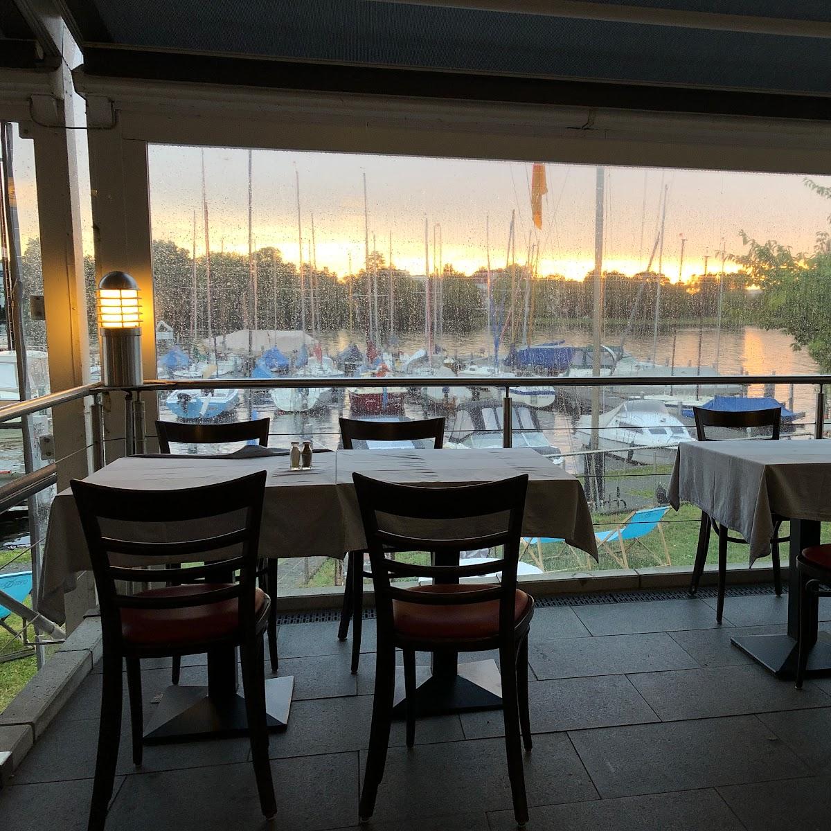 Restaurant "Hafenklause" in Berlin