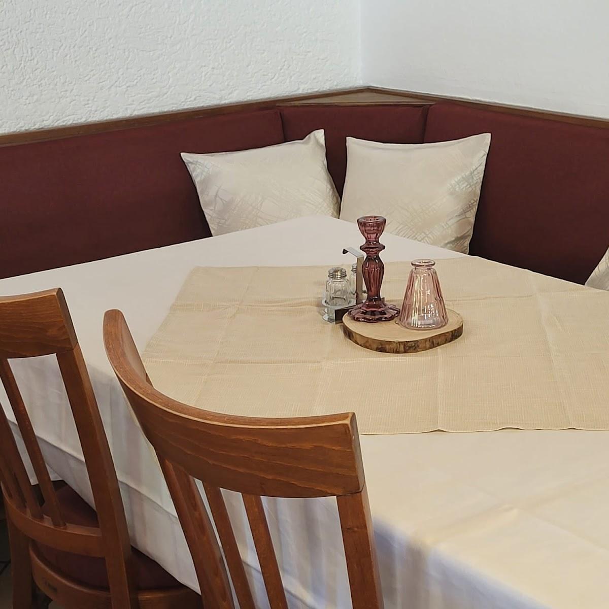 Restaurant "Zum Eckball" in Beindersheim