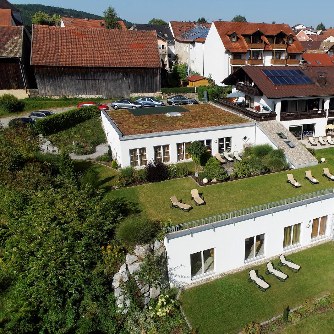 Restaurant "Zedernhof Gesundheits- & Wellnesshotel" in Stamsried