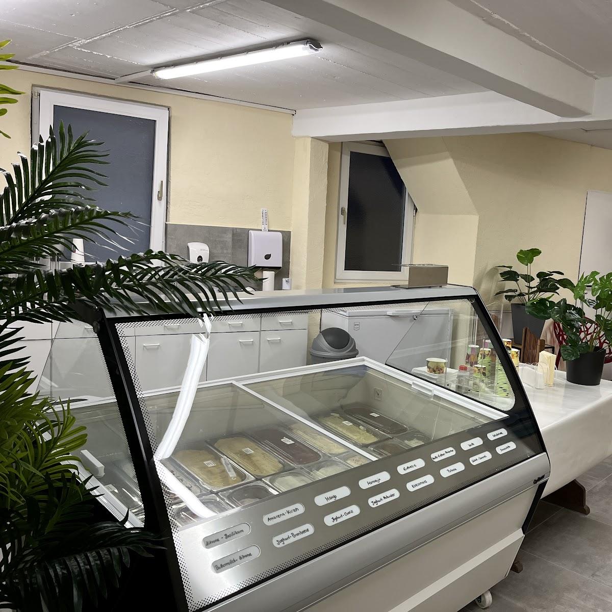 Restaurant "Eis" in Berkatal