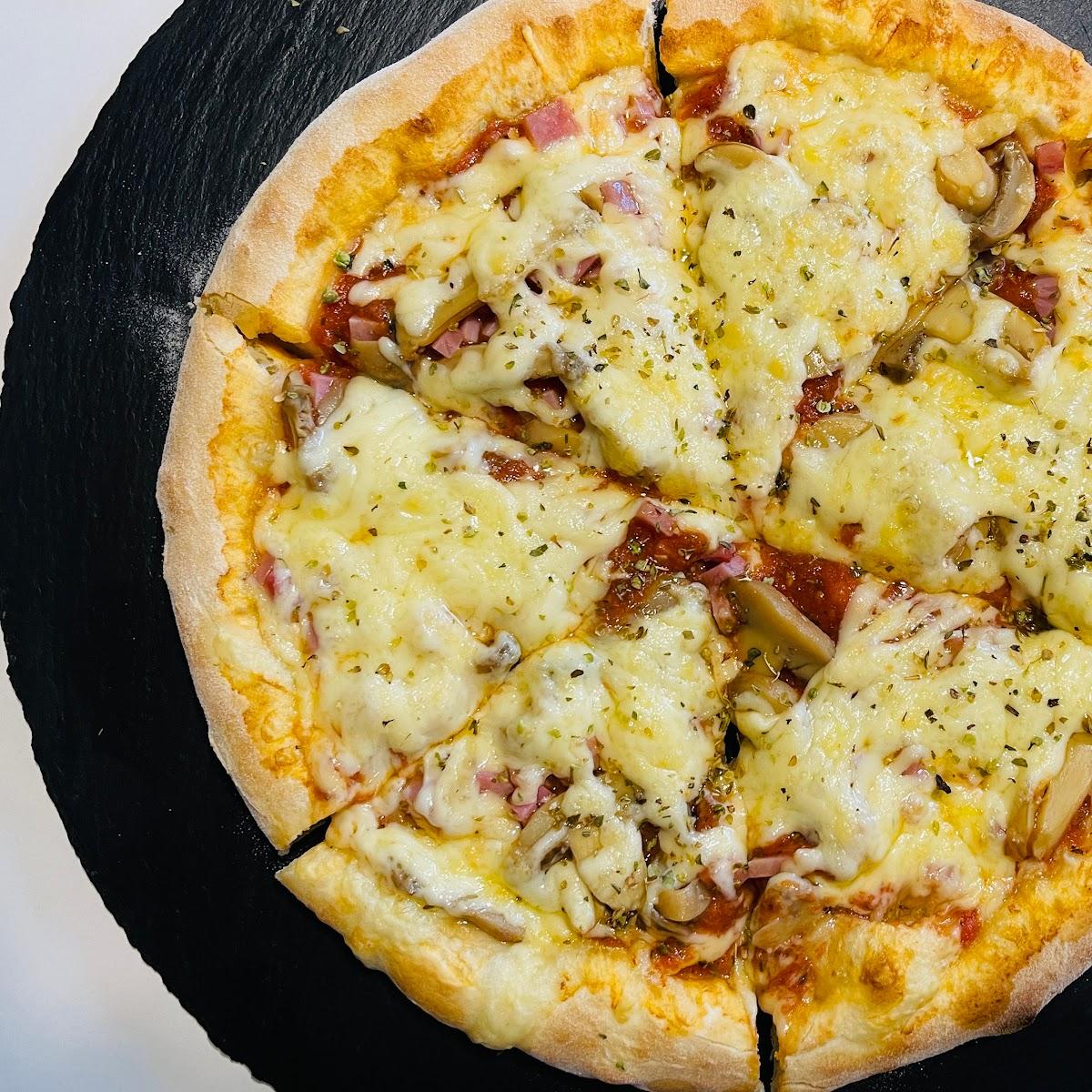 Restaurant "Pizza Bella" in Heidenau