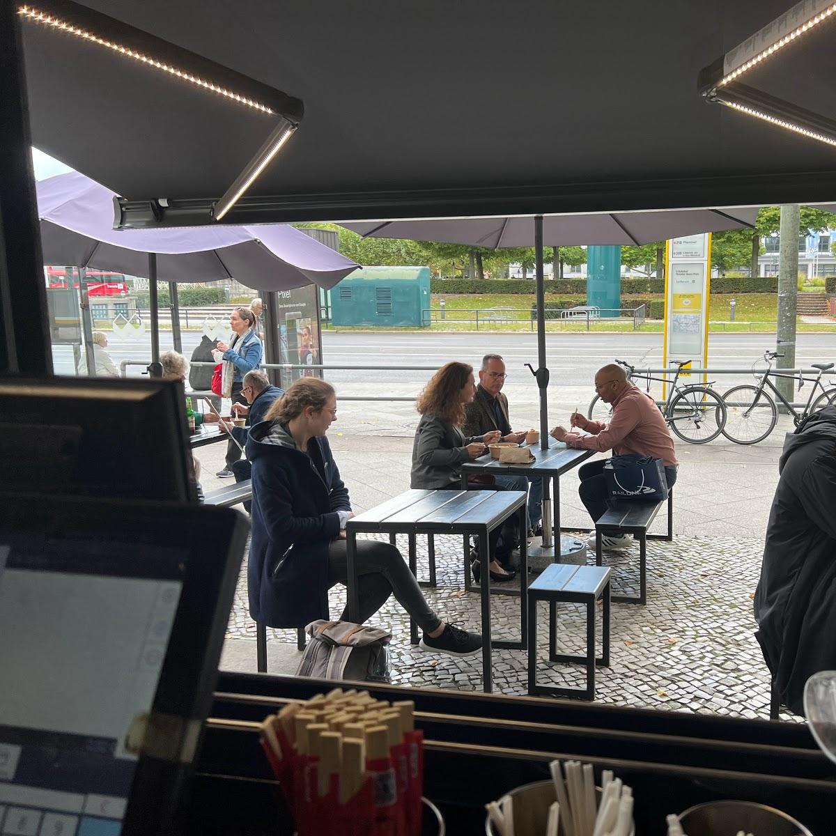 Restaurant "NOUSU Asia Street Food" in Berlin