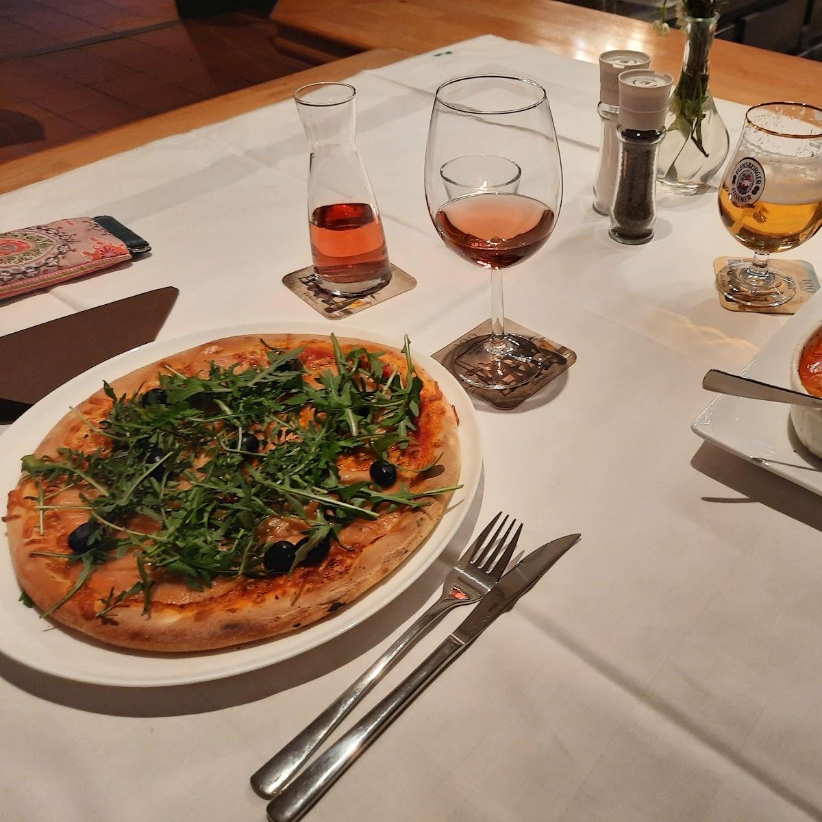 Restaurant "Ristorante Lucca" in Wees