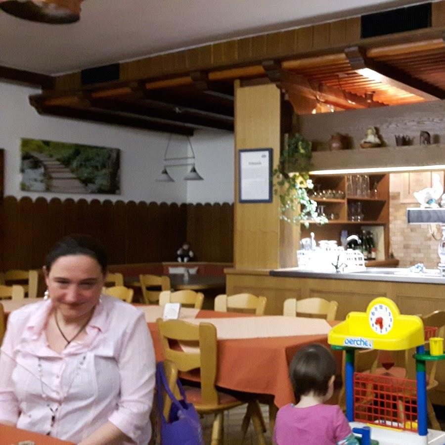 Restaurant "Landgasthaus Krone Freudenweiler" in  Neufra