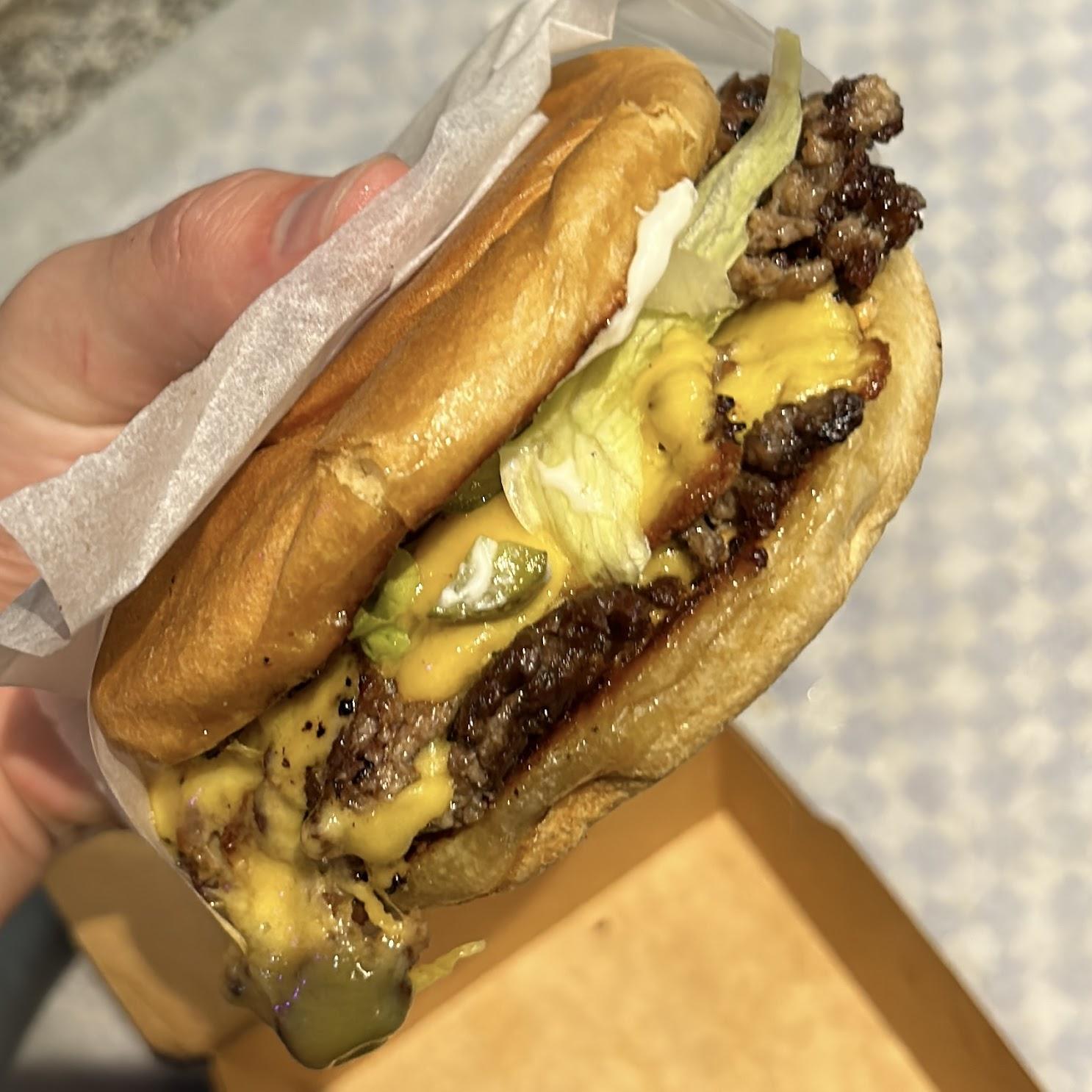 Restaurant "Clouds Burgers" in Berlin