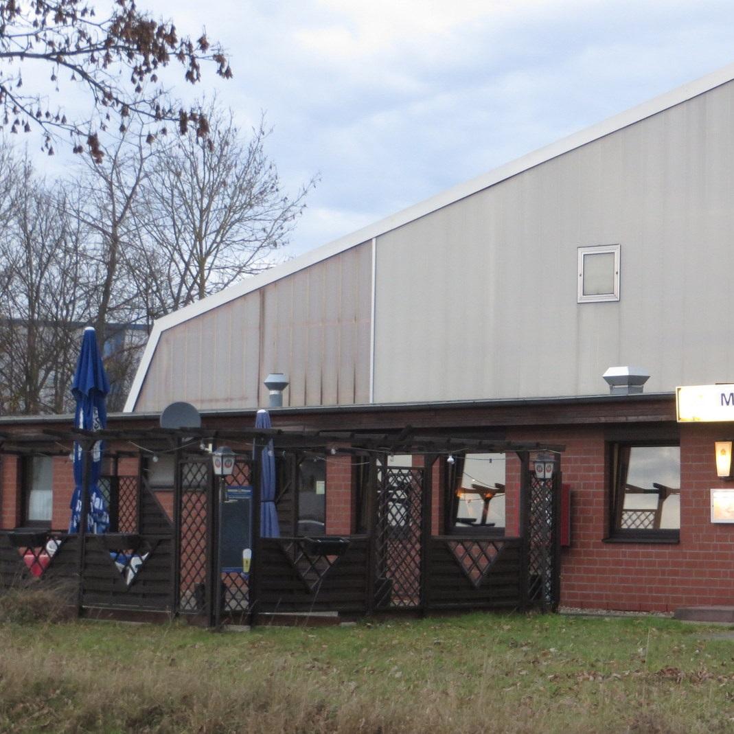Restaurant "Squash- und Tennishalle - Gaststätte Commeßmann" in Wendeburg