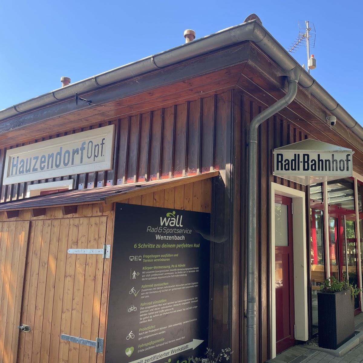 Restaurant "Radlbahnhof Hauzendorf" in Bernhardswald