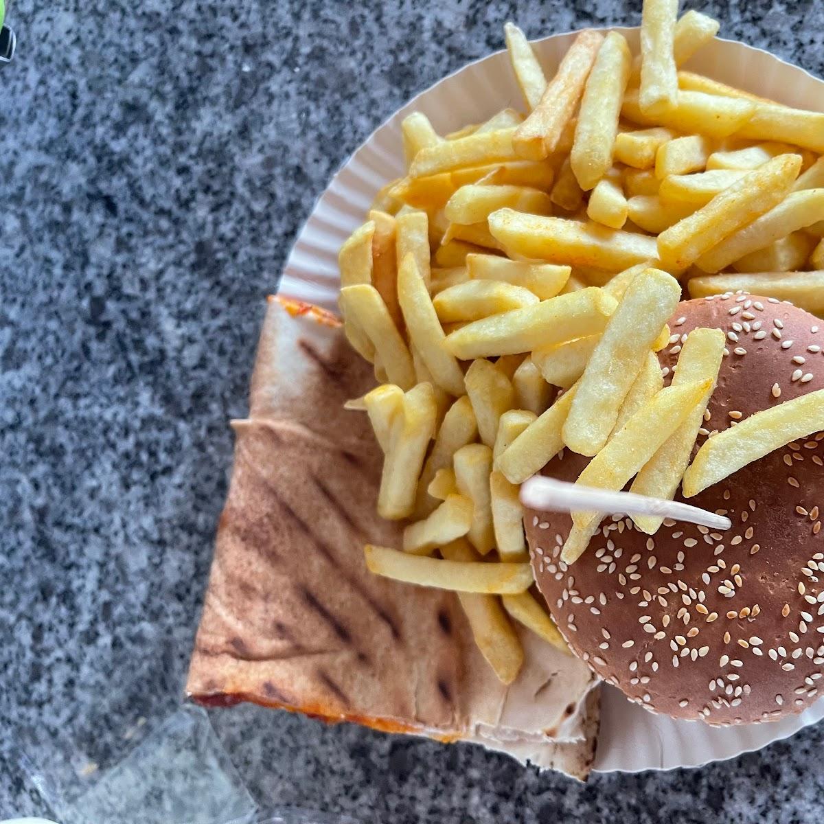 Restaurant "Crusty Chicken" in Westoverledingen