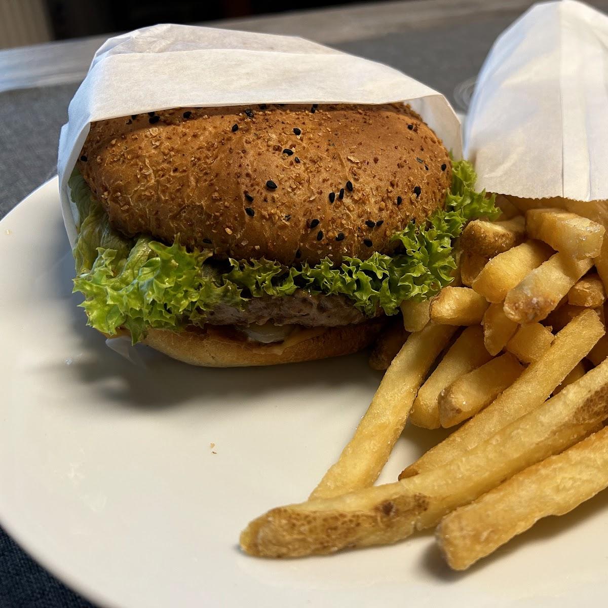 Restaurant "UNCLE SAM