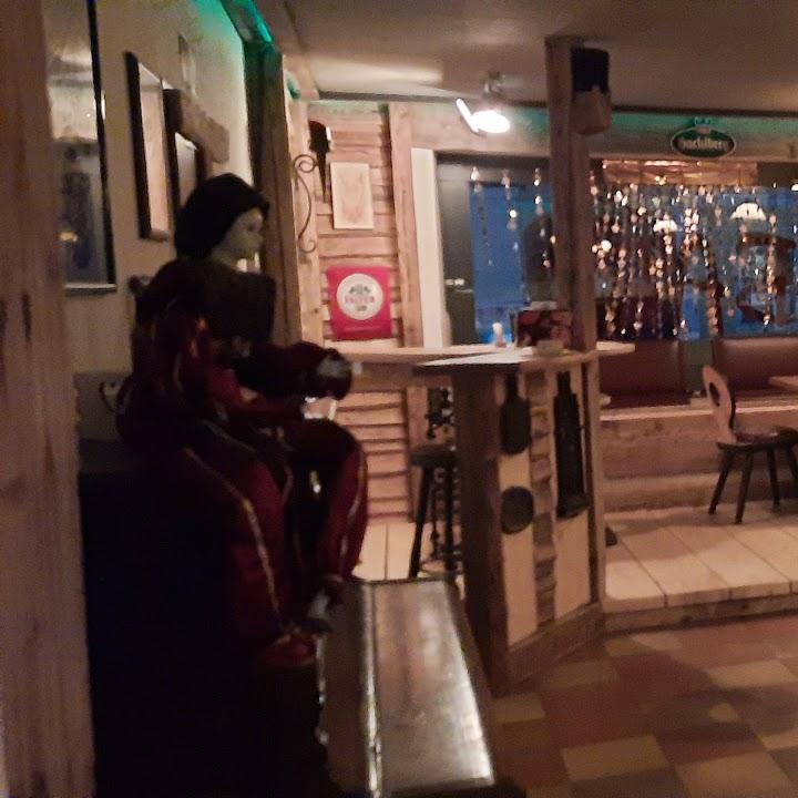 Restaurant "SchaBARnack" in Perlesreut