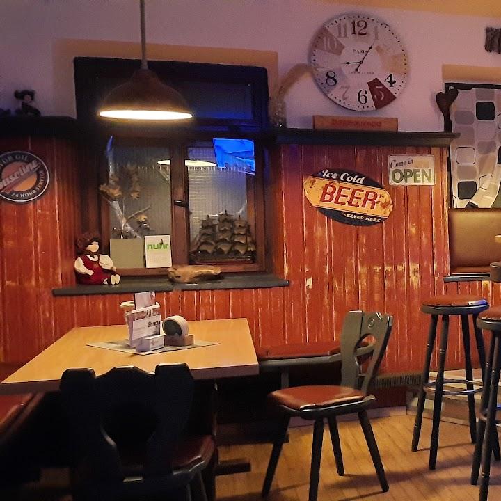 Restaurant "SchaBARnack" in Perlesreut