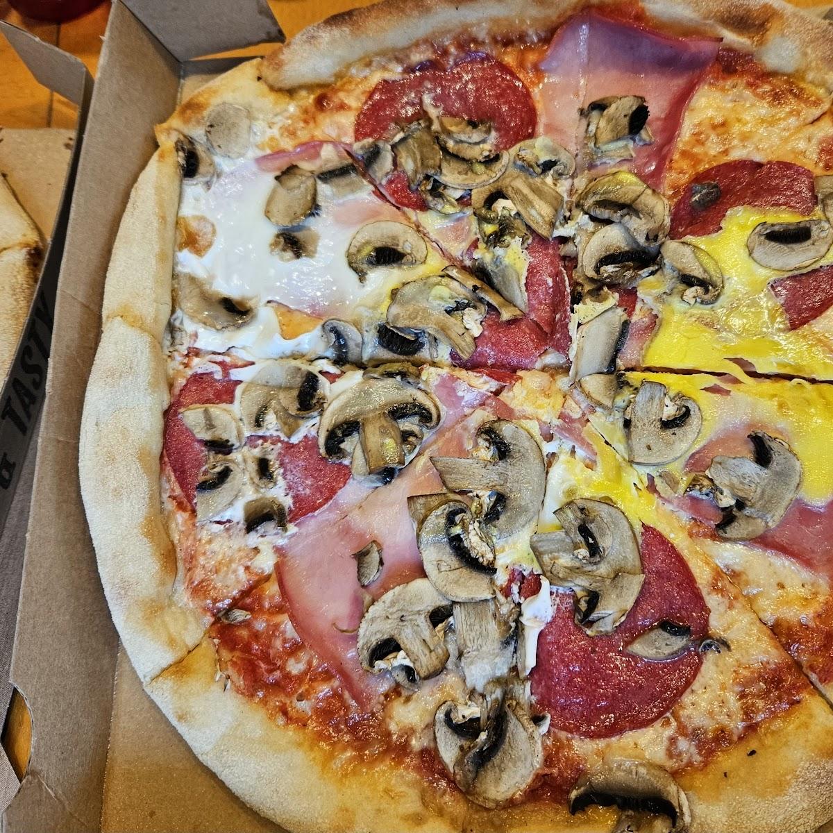 Restaurant "Amela Pizza" in Buttenwiesen