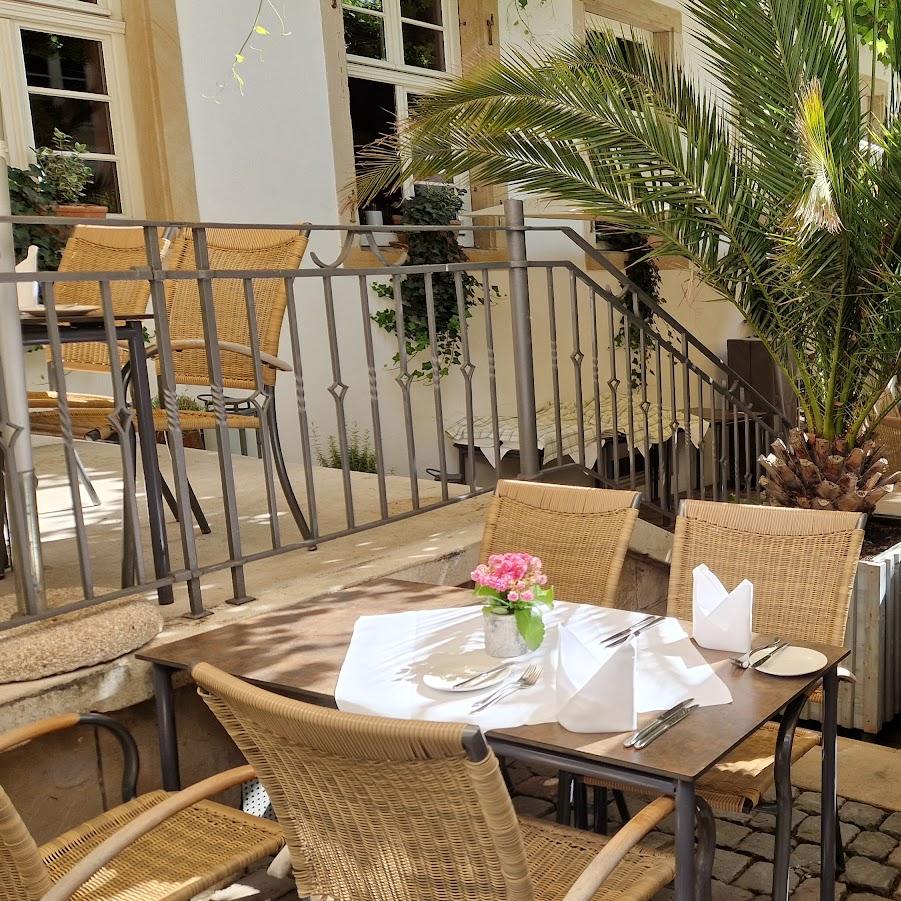 Restaurant "Weinhaus Henninger" in Kallstadt