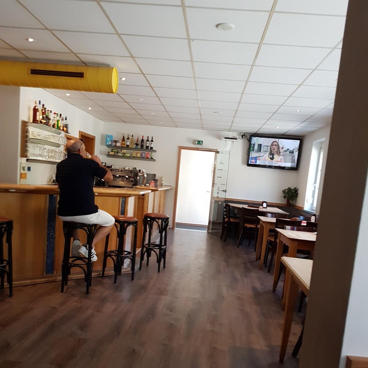 Restaurant "Traube Cantinho Portugués, Café Restaurant, Familie Rodriges-Gomez" in Ebhausen