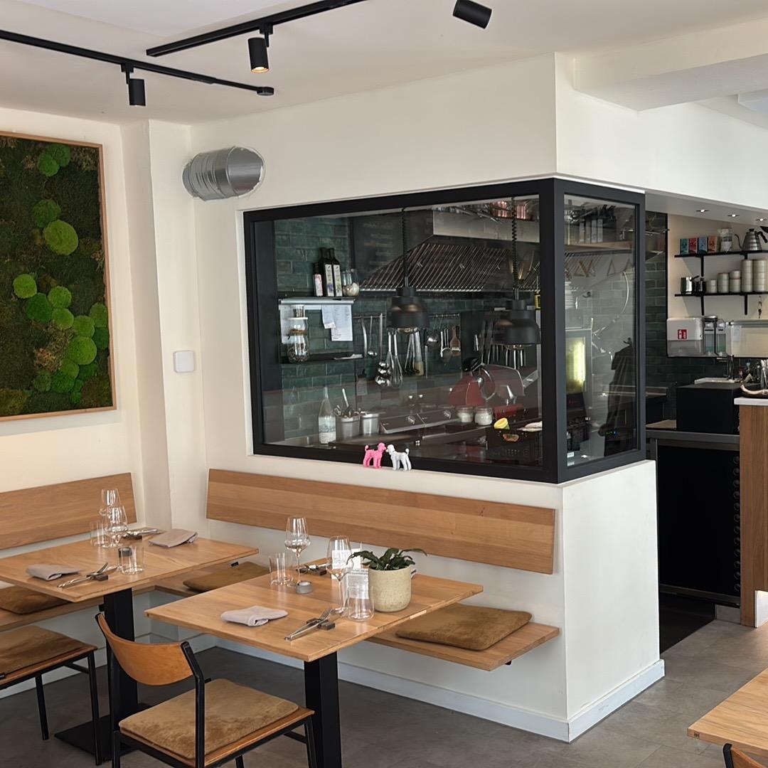 Restaurant "lauschig lokal | saisonales, regionales Restaurant in" in Flensburg