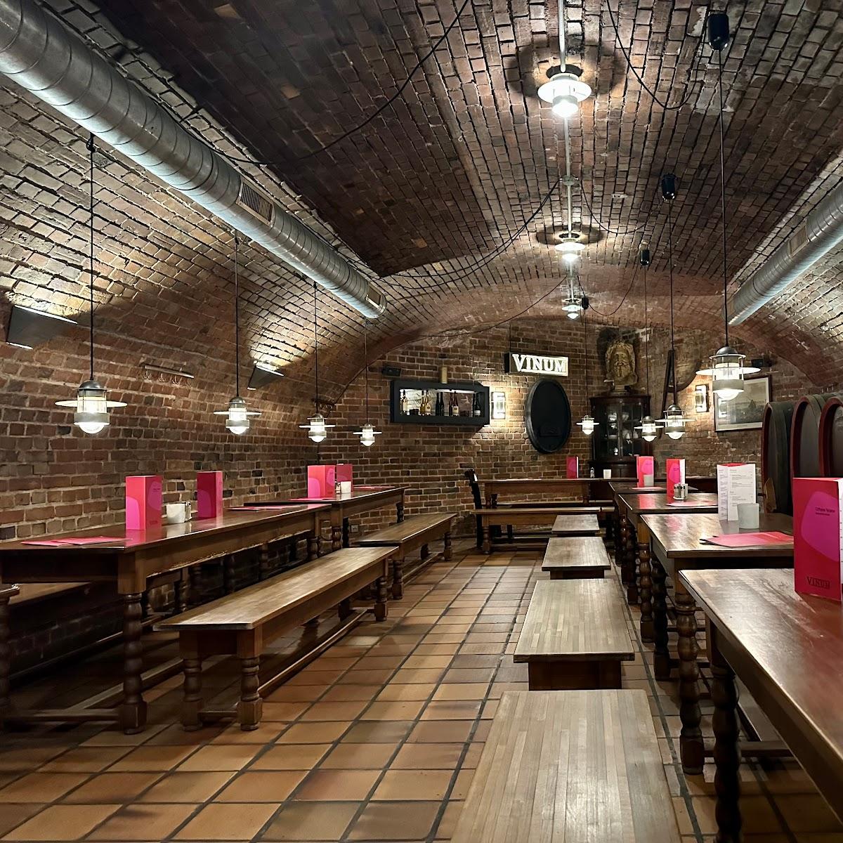 Restaurant "Vinum Weinkeller" in Frankfurt am Main