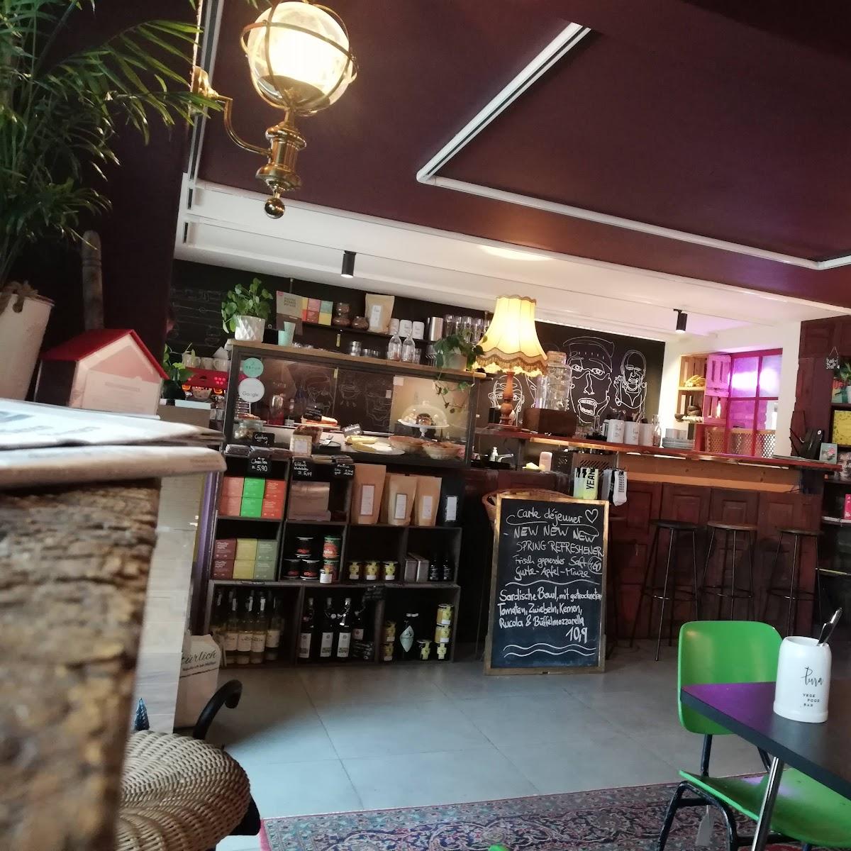 Restaurant "PURA Restaurant & Studio Café" in Breitbrunn am Chiemsee