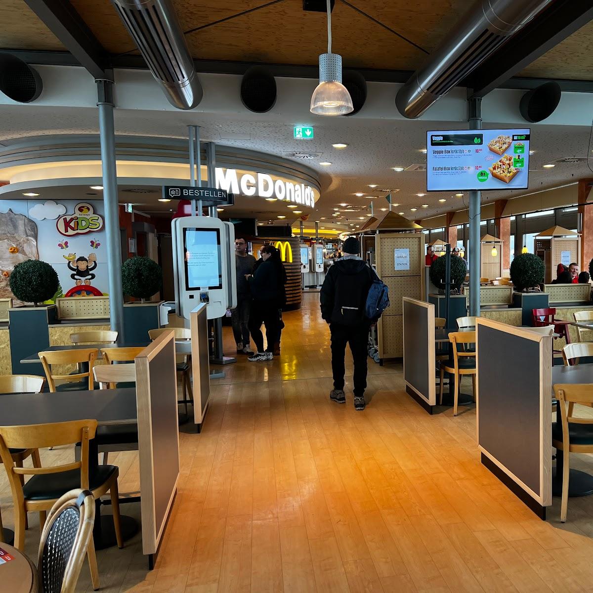 Restaurant "McDonald