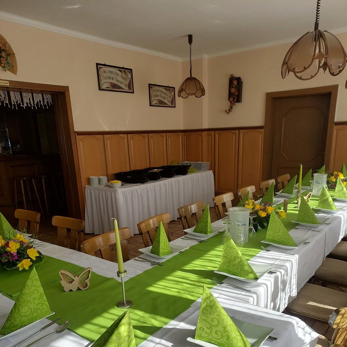 Restaurant "Gaststätte  Weißes Roß  Heike Rusch" in Möckern