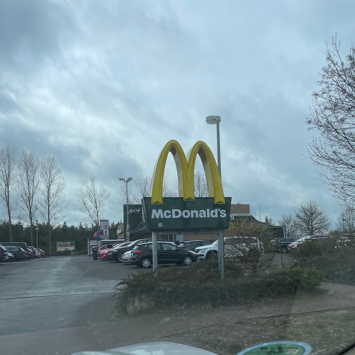 Restaurant "McDrive" in Wittenburg