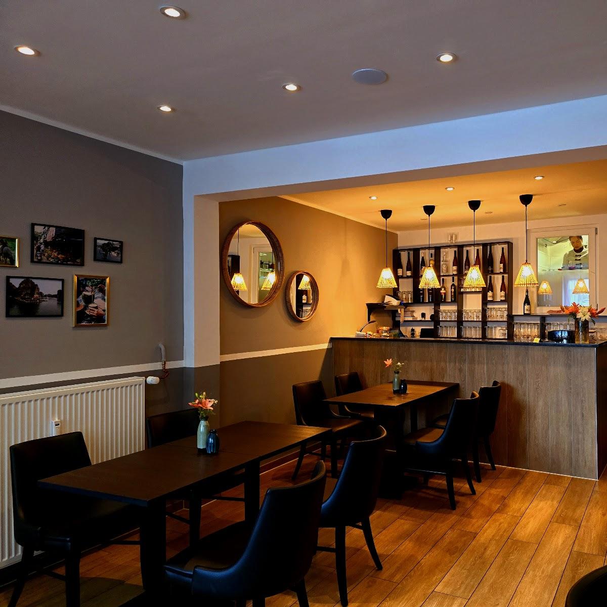 Restaurant "Umami Cuisine" in Rhens