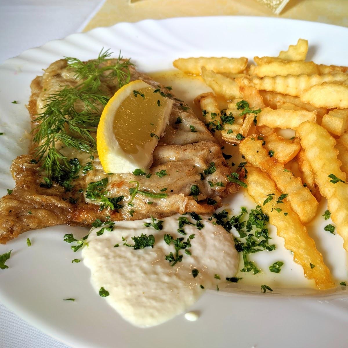 Restaurant "Gasthaus zur Rose" in  Mönchsdeggingen