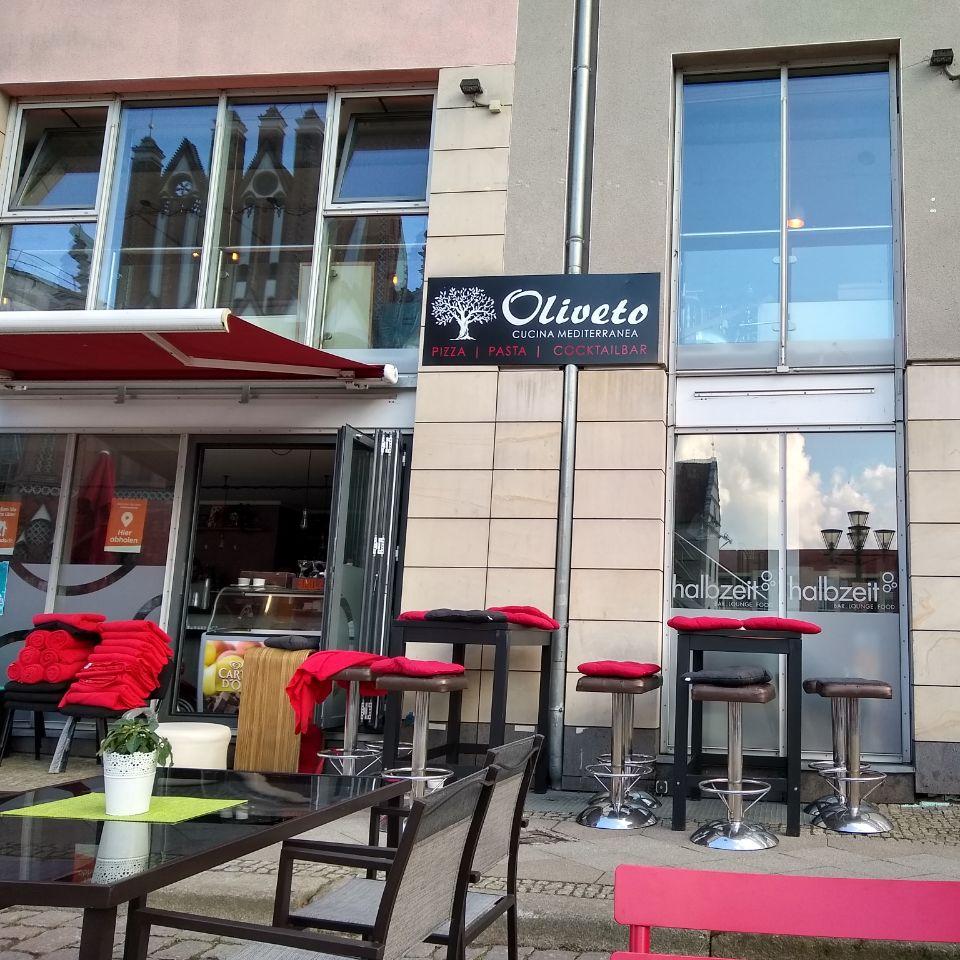 Restaurant "Pizzeria Oliveto -" in Frankfurt (Oder)
