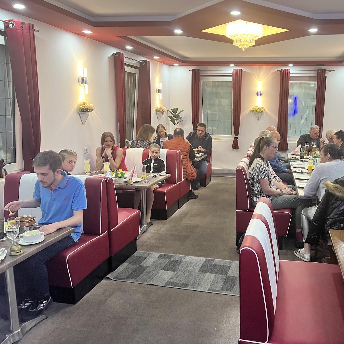 Restaurant "Royal India" in Roth