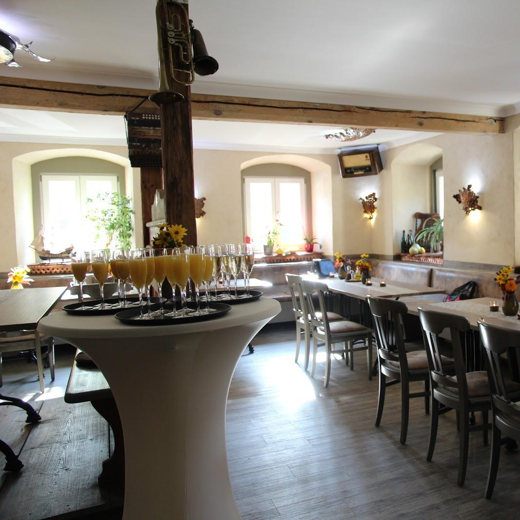 Restaurant "Gasthaus Zur Hüttn" in Falkenstein