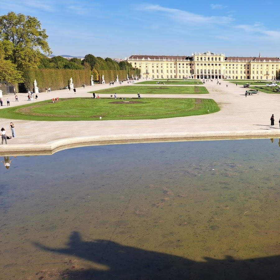 Restaurant "Schönbrunn Imbiss Imperator" in Wien