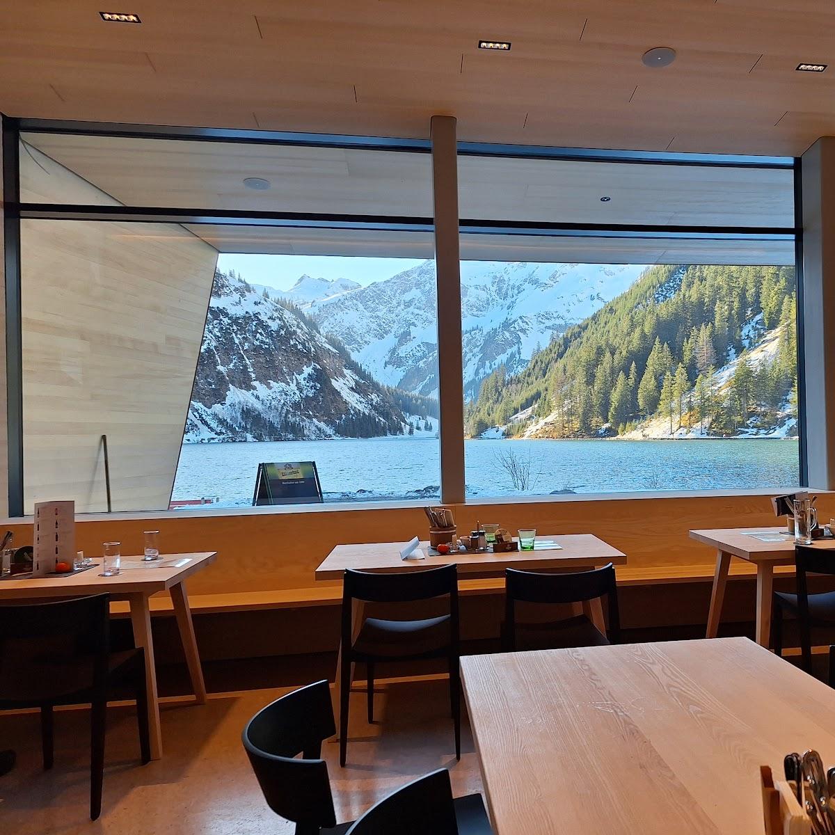 Restaurant "Gasthaus Vilsalpsee" in Tannheim