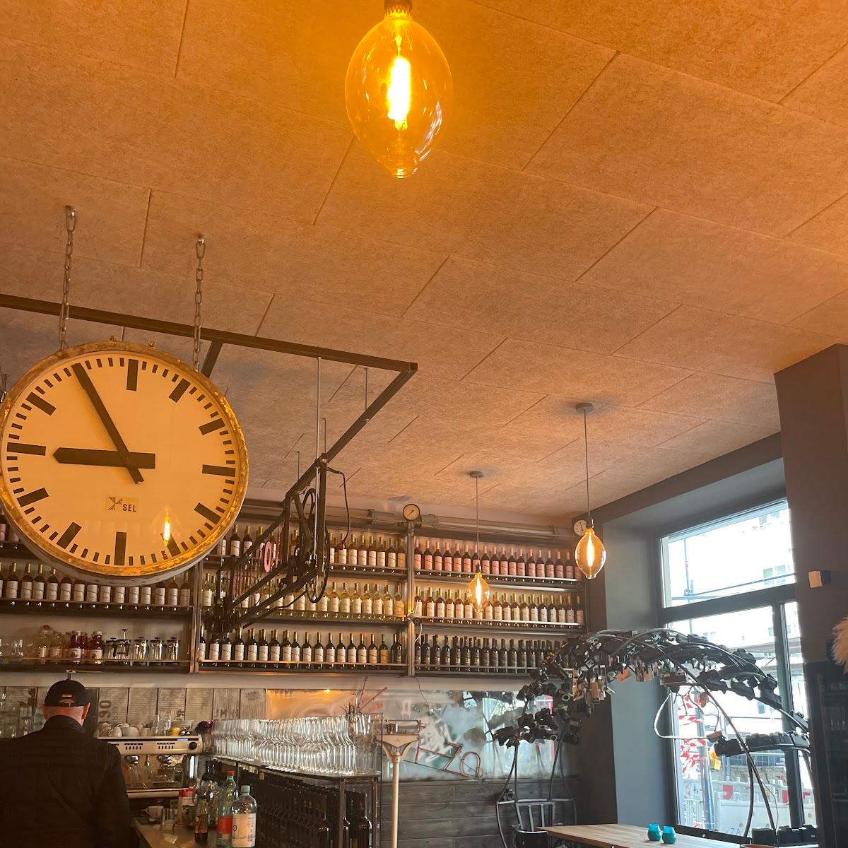 Restaurant "Kin Za West Georgian Restaurant Georgische Küche" in Berlin