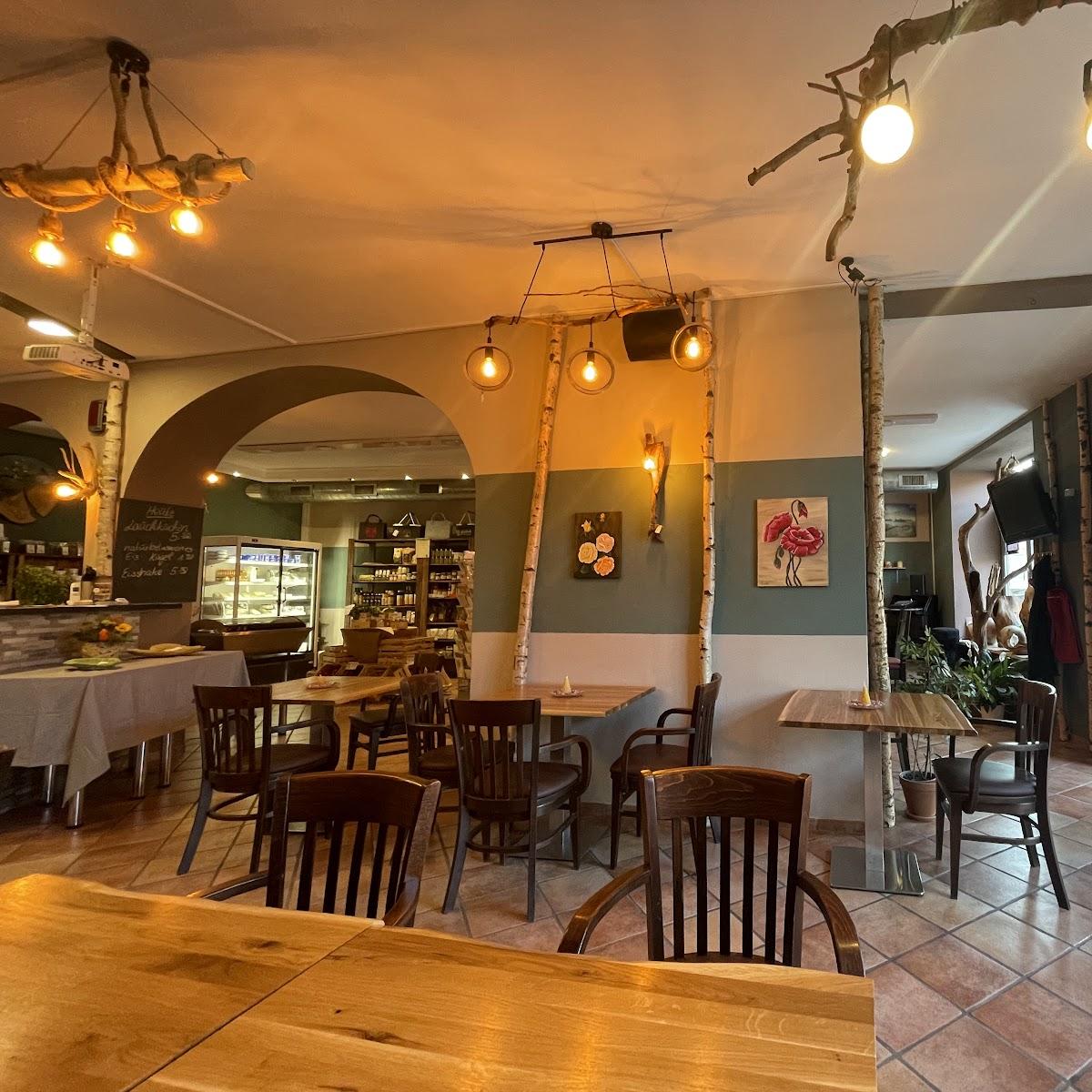 Restaurant "Café Emmer" in Landau an der Isar