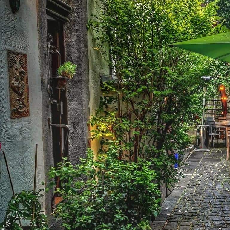 Restaurant "Weinhaus Merowingerhof" in Andernach