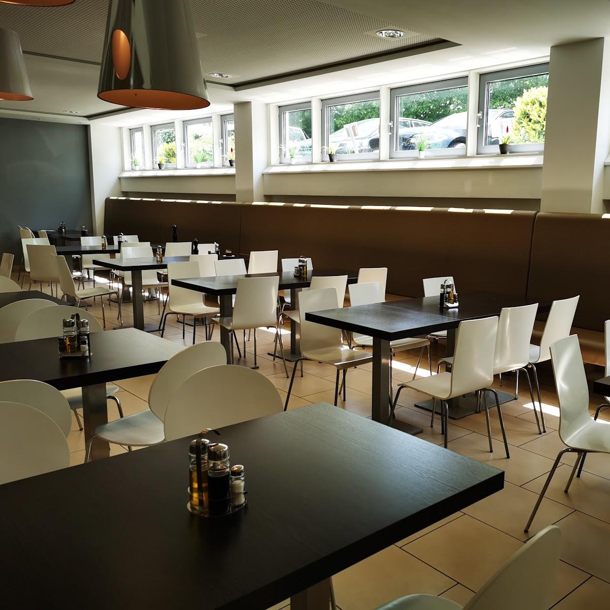 Restaurant "RIVA Cucina" in Ismaning