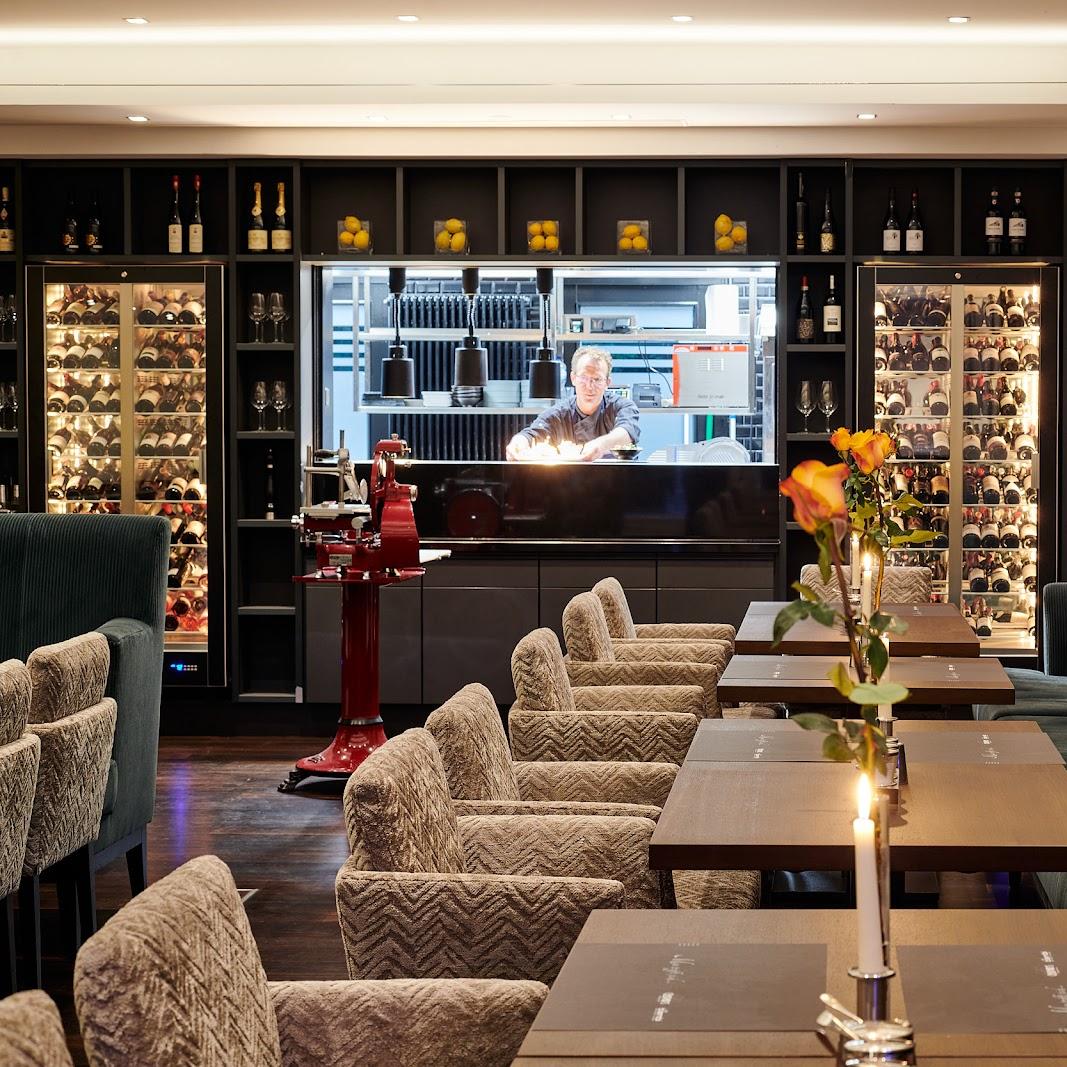 Restaurant "Toujours" in Sellin