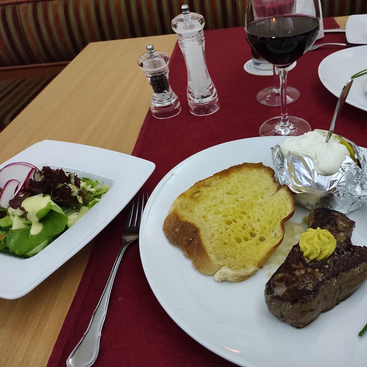 Restaurant "Steakhaus Zum Alten Markt" in Landau an der Isar