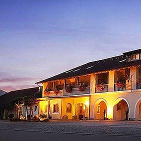 Restaurant "Vilstaler Hof - Landgasthof & Hotel" in Landau an der Isar